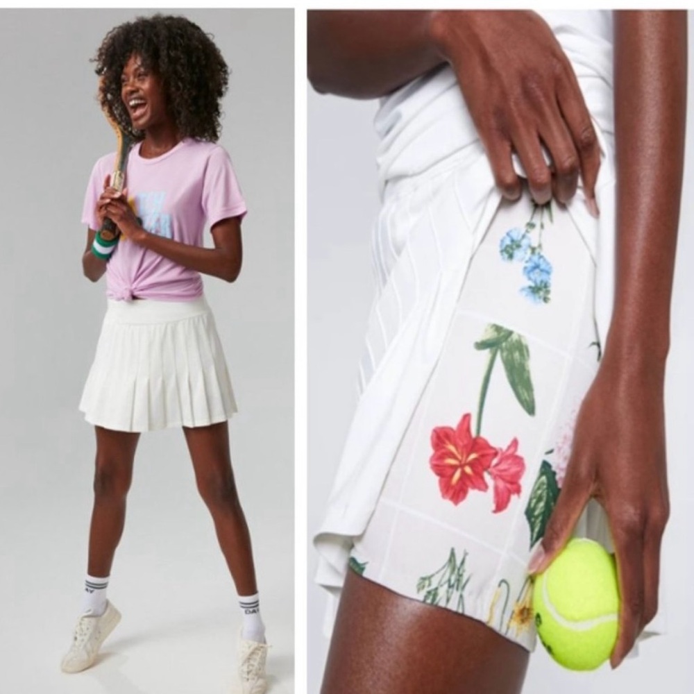 Tuckernuck | NEW White & Fresh Buds Pleated Preppy Tennis Mini Skirt Size XS